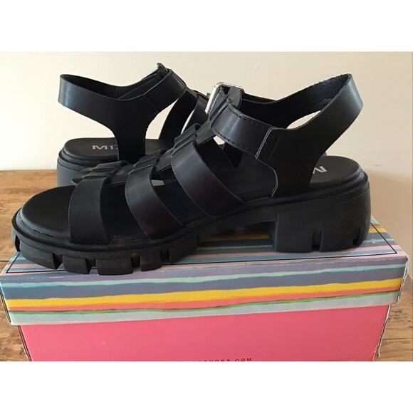 MIA Kids Girls 3 M Black Havian Malta Leather Strap Buckle/Self Closure NIB - Picture 7 of 8